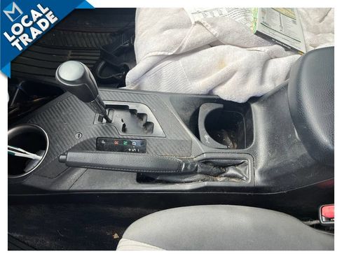 Used 2015 Toyota RAV4 LE AWD/4WD image 15