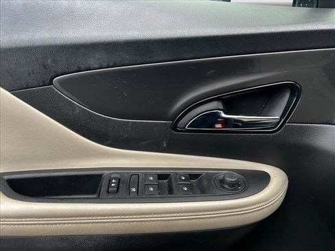 Used 2019 Buick Encore Preferred image 11