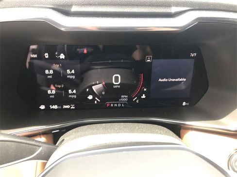 New 2025 GMC Canyon AT4 w/ Nightfall Edition image 15