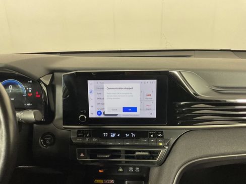 Used 2025 Toyota Camry LE w/ Convenience Package AWD/4WD image 13