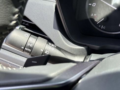 New 2026 Subaru Forester Limited AWD/4WD image 38