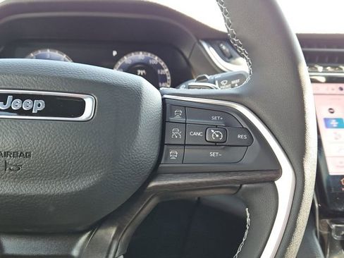 New 2025 Jeep Grand Cherokee Limited w/ Luxury Tech Group II image 46