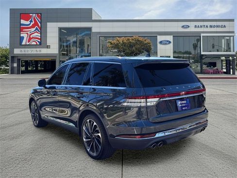 Used 2023 Lincoln Aviator Reserve w/ Equipment Group 201A image 3