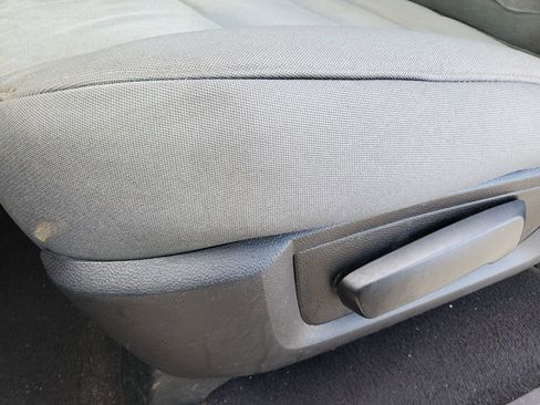 Used 2013 RAM 1500 Express image 16