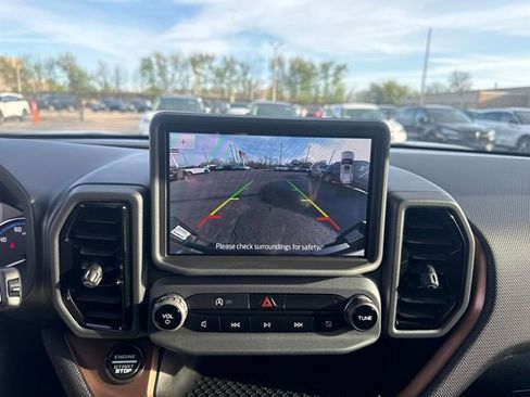 Used 2024 Ford Bronco Sport Outer Banks w/ Tech Package image 22