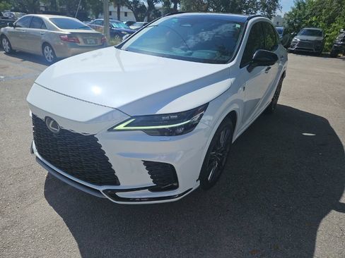 Used 2023 Lexus RX 500h F Sport w/ Cold Area Package AWD/4WD image 18