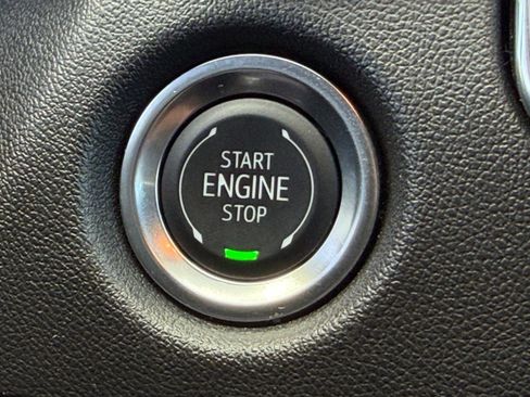 Used 2025 Chevrolet Colorado Trail Boss AWD/4WD image 25