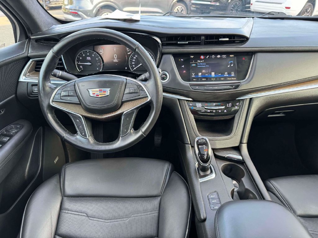 Used 2019 Cadillac XT5 Platinum AWD/4WD image 19