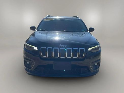 Used 2019 Jeep Cherokee Latitude Plus w/ Cold Weather Group AWD/4WD image 7
