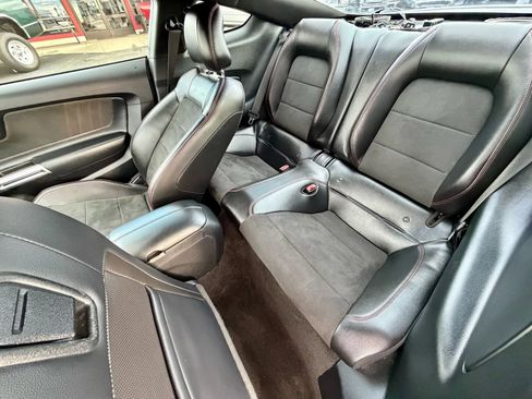 Used 2017 Ford Mustang GT Premium w/ Equipment Group 401A image 14