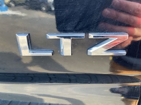 Used 2020 Chevrolet Silverado 2500 LTZ w/ LTZ Premium Package image 8