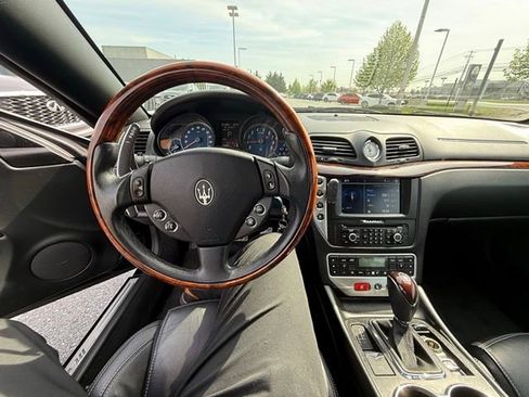 Used 2012 Maserati GranTurismo Sport RWD image 2