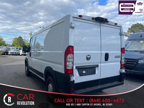 Used 2025 RAM ProMaster 2500 w/ Convenience Group FWD image 4