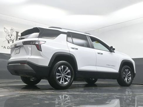 Used 2025 Chevrolet Equinox LT w/ Convenience Package II image 33