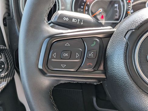 Used 2023 Jeep Wrangler Sport AWD/4WD image 16