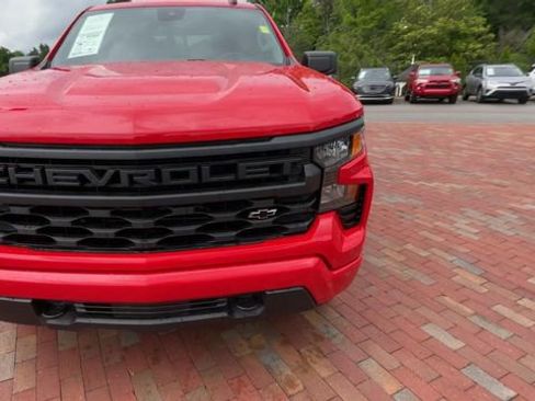 Used 2024 Chevrolet Silverado 1500 Custom w/ Turbomax Blackout Package AWD/4WD image 4