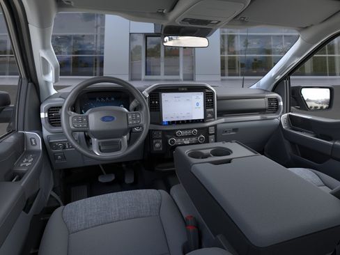 New 2026 Ford F150 XLT w/ XLT Chrome Appearance Package AWD/4WD image 9