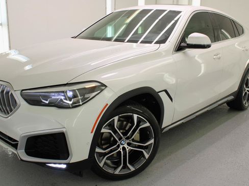 Used 2020 BMW X6 sDrive40i w/ Premium Package RWD image 13