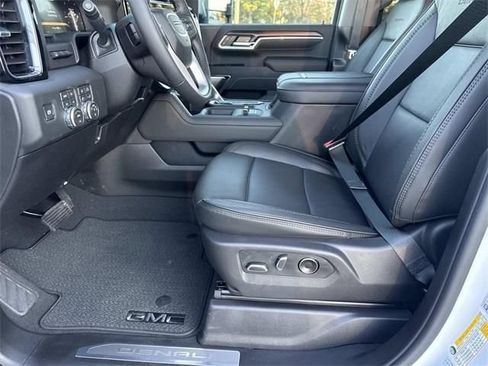 New 2026 GMC Sierra 2500 Denali w/ Denali Reserve Package image 23
