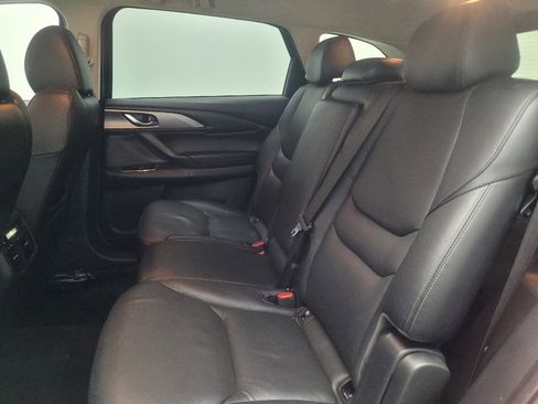 Used 2023 MAZDA CX-9 Touring Plus AWD/4WD image 18