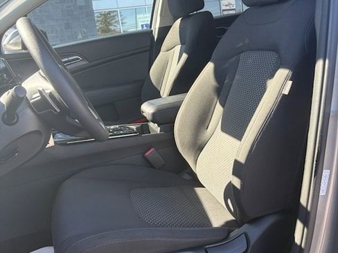 Used 2023 Kia Sportage LX image 14