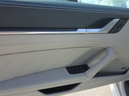 New 2026 Porsche 911 Carrera 4S image 21