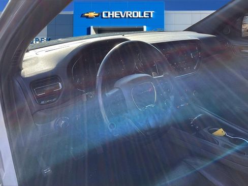 Used 2024 Dodge Durango GT image 17