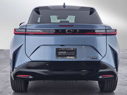 Certified 2023 Lexus RZ 450e Premium w/ Accessory Package (P5) image 4