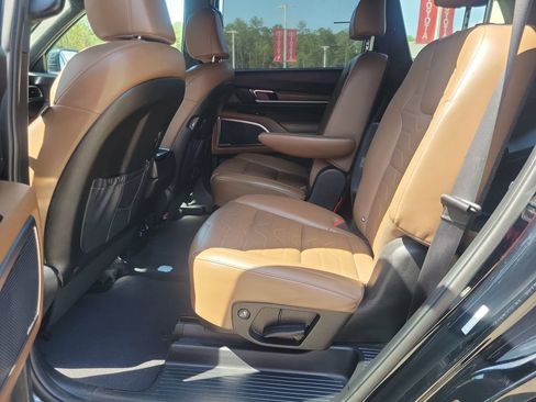 Used 2022 Kia Telluride SX w/ SX Prestige Package AWD/4WD image 34
