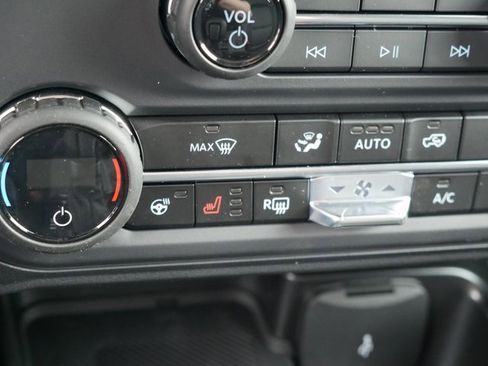 New 2025 Ford Bronco Badlands image 5