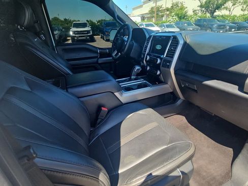 Used 2016 Ford F150 Platinum w/ Equipment Group 701A Luxury RWD image 13