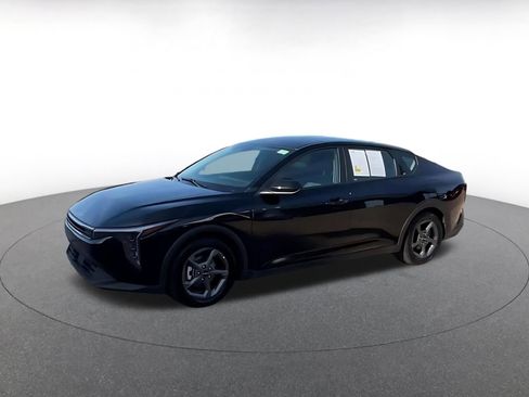 Used 2025 Kia K4 FWD image 8