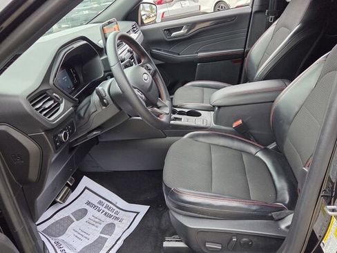 Used 2024 Ford Escape ST-Line w/ Equipment Group 301A FWD image 6