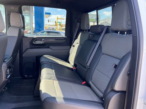 Certified 2024 Chevrolet Silverado 2500 ZR2 w/ Technology Package AWD/4WD image 24