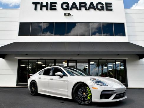 Used 2018 Porsche Panamera Turbo S image 1