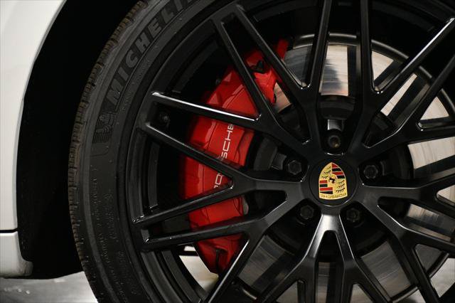 Used 2022 Porsche Macan GTS AWD/4WD image 18