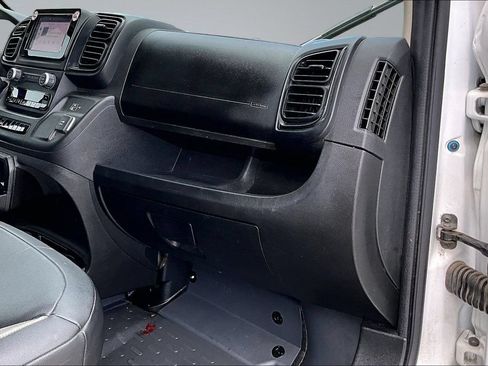 Used 2025 RAM ProMaster 3500 w/ Convenience Group FWD image 17