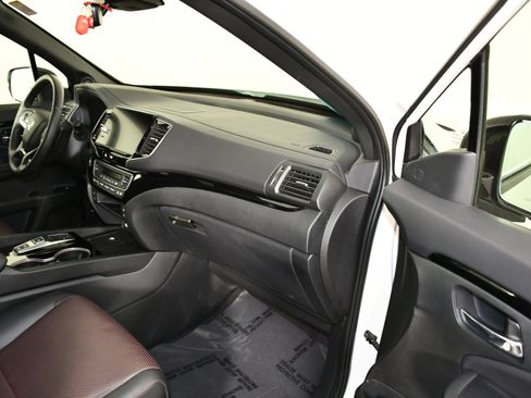 Used 2025 Honda Ridgeline Black Edition image 45