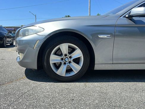 Used 2011 BMW 528i Sedan RWD image 17