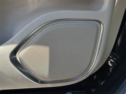 Used 2018 Lincoln MKX Premiere image 29