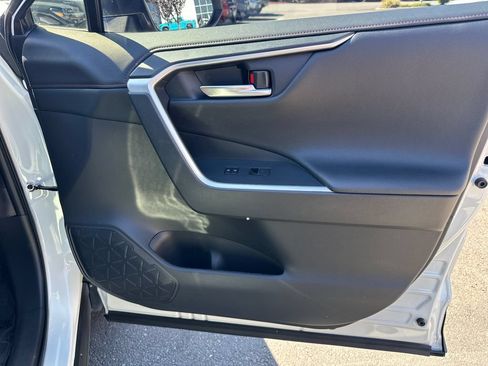Certified 2022 Toyota RAV4 XSE AWD/4WD image 16