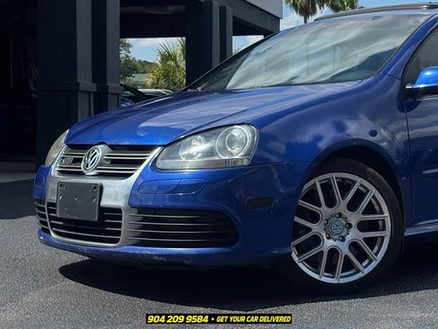 Used 2008 Volkswagen R32 AWD/4WD image 2