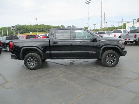 Certified 2024 GMC Sierra 1500 AT4X image 4