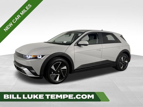 Used 2026 Hyundai Ioniq 5 SEL RWD image 1