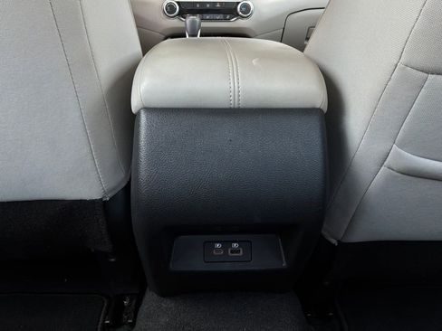 Used 2025 Nissan Altima 2.5 SV FWD image 13