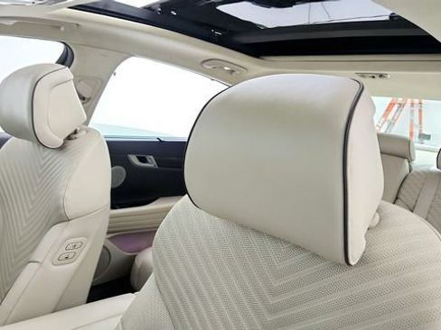 Used 2023 Genesis G80 3.5T Sport AWD/4WD image 49