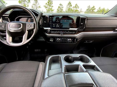 Used 2023 GMC Sierra 1500 Elevation w/ LPO, Elevation Black Package image 14