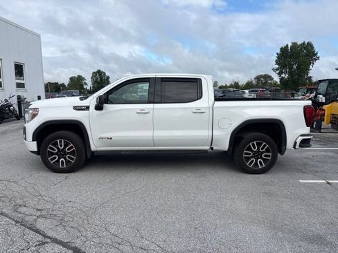 Used 2021 GMC Sierra 1500 AT4 w/ AT4 Premium Package AWD/4WD image 2