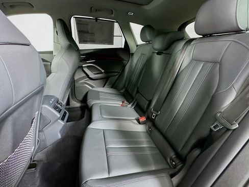 New 2025 Audi Q5 Premium Plus AWD/4WD image 9