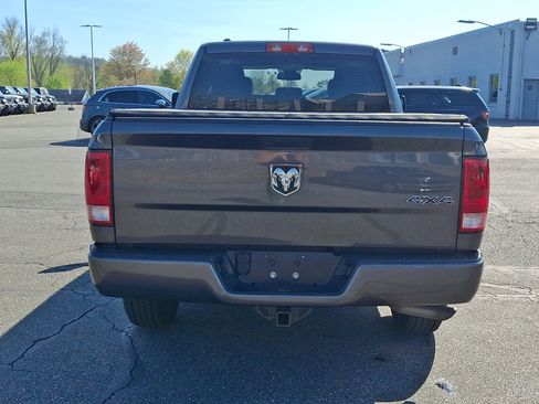 Used 2019 RAM 1500 Express AWD/4WD image 5